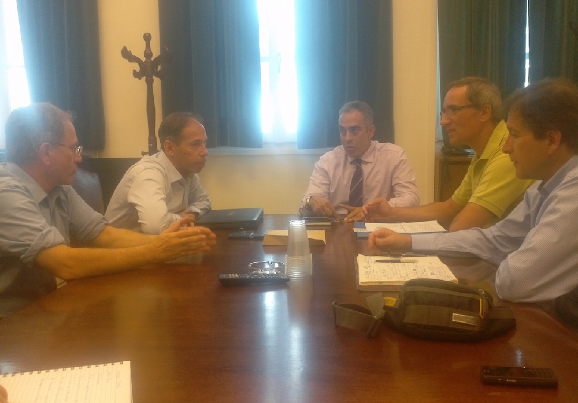 Συνάντηση του ΔΣ της Πανελλήνιας Ομοσπονδίας Προπονητών Αθλημάτων με το βουλευτή Γιώργο Μαυρωτά